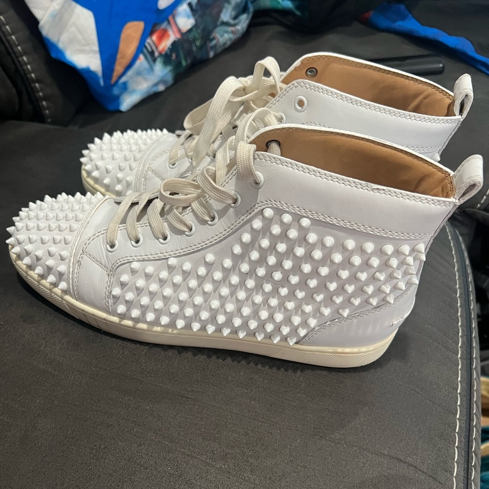 Red bottoms men sneaker Christian Louboutin